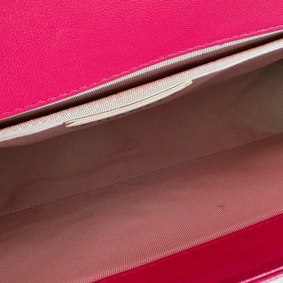CHANEL Fuchsia Pink Quilted Calfskin Boy Bag Medium SHW - Picture 13 of 16